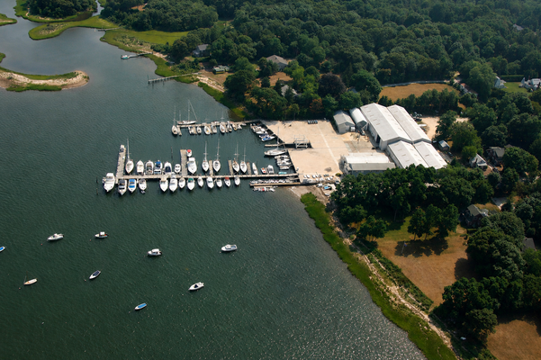 Coecles Harbor Marina & Boatyard