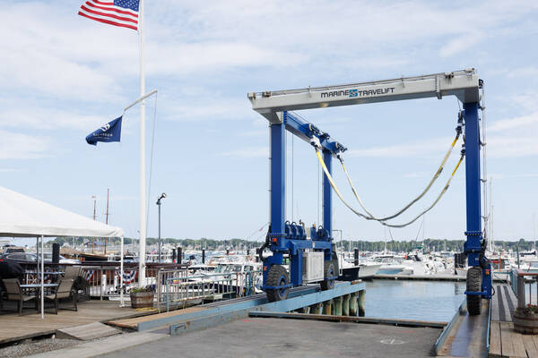 Safe Harbor Hawthorne Cove