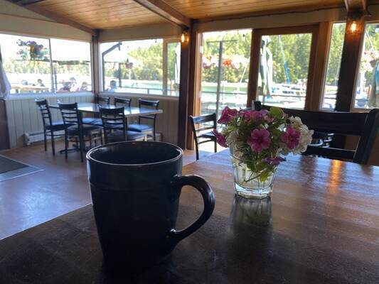 Thetis Island Marina & Pub