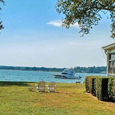 Sandaway Suites & Beach