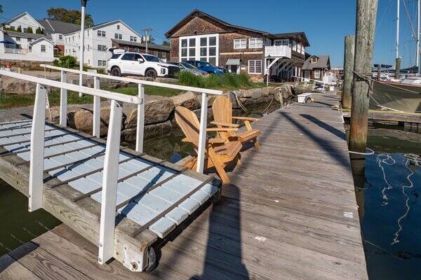 Mystic River View Marina LLC