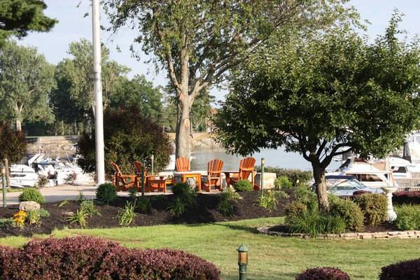 Thousand Islands Club