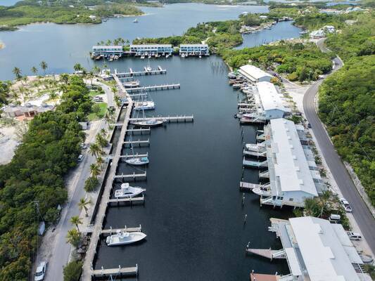 Great Harbour Cay Marina