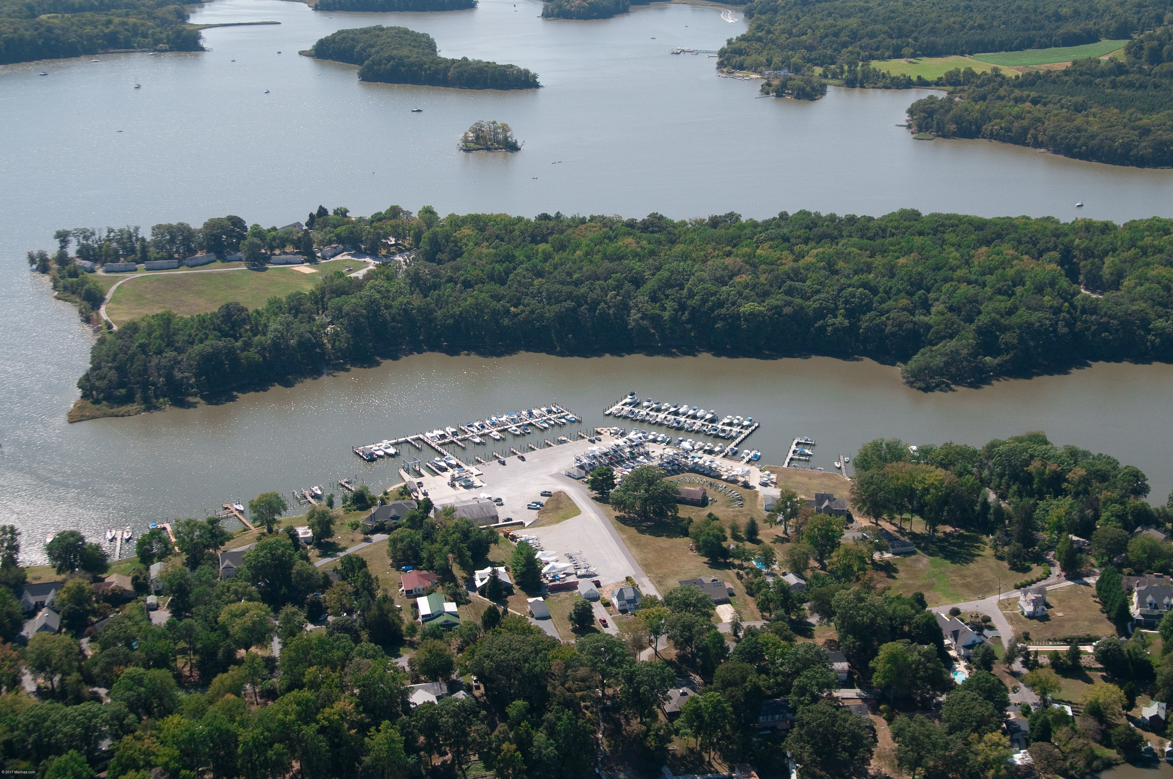 Rhode River Marina, Inc. in Edgewater, MD, United States Marina