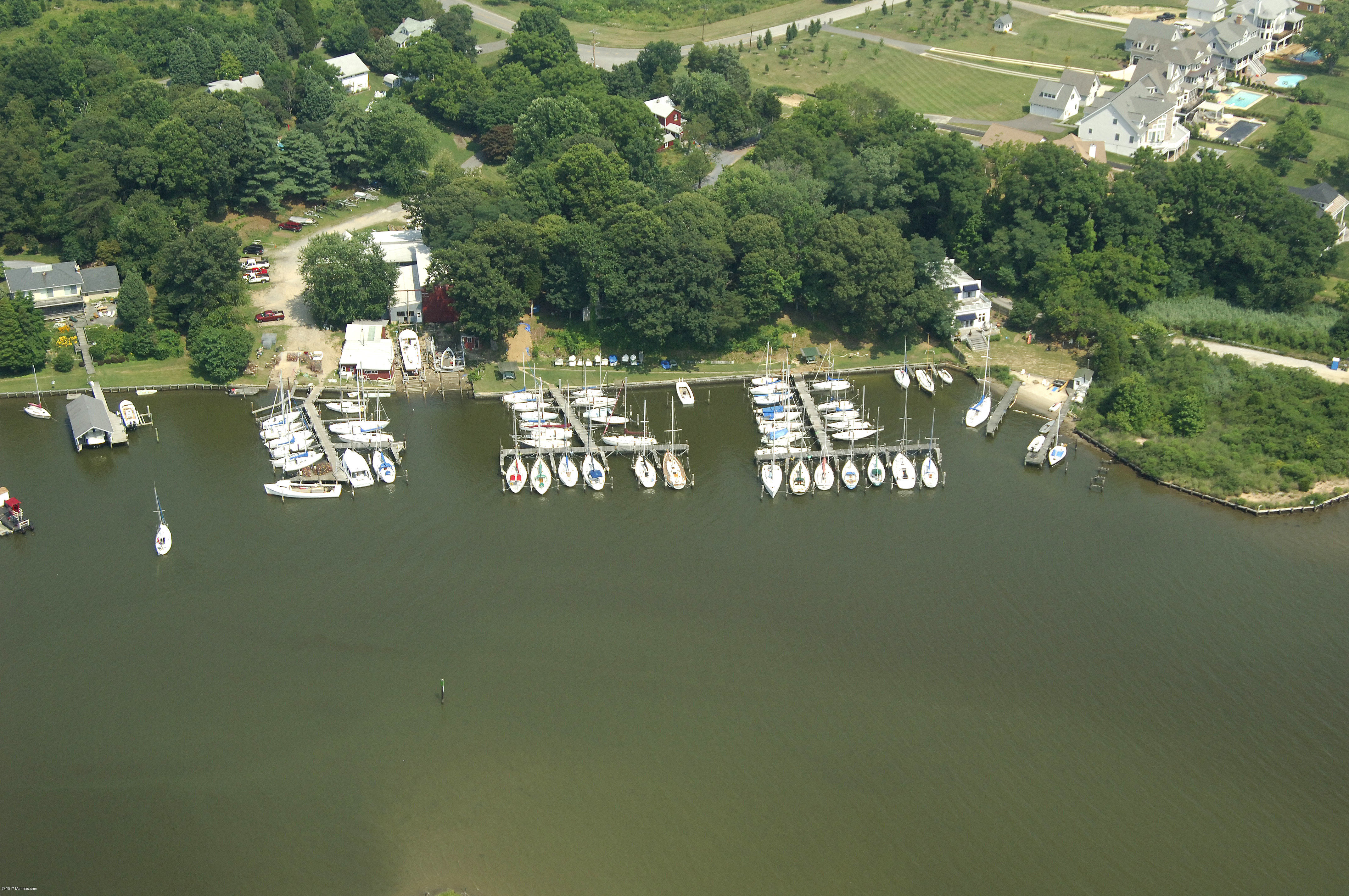 Blue Water Marina in Edgewater, MD, United States Marina Reviews