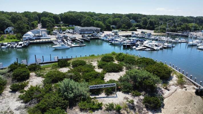 Harbor Marina of East Hampton