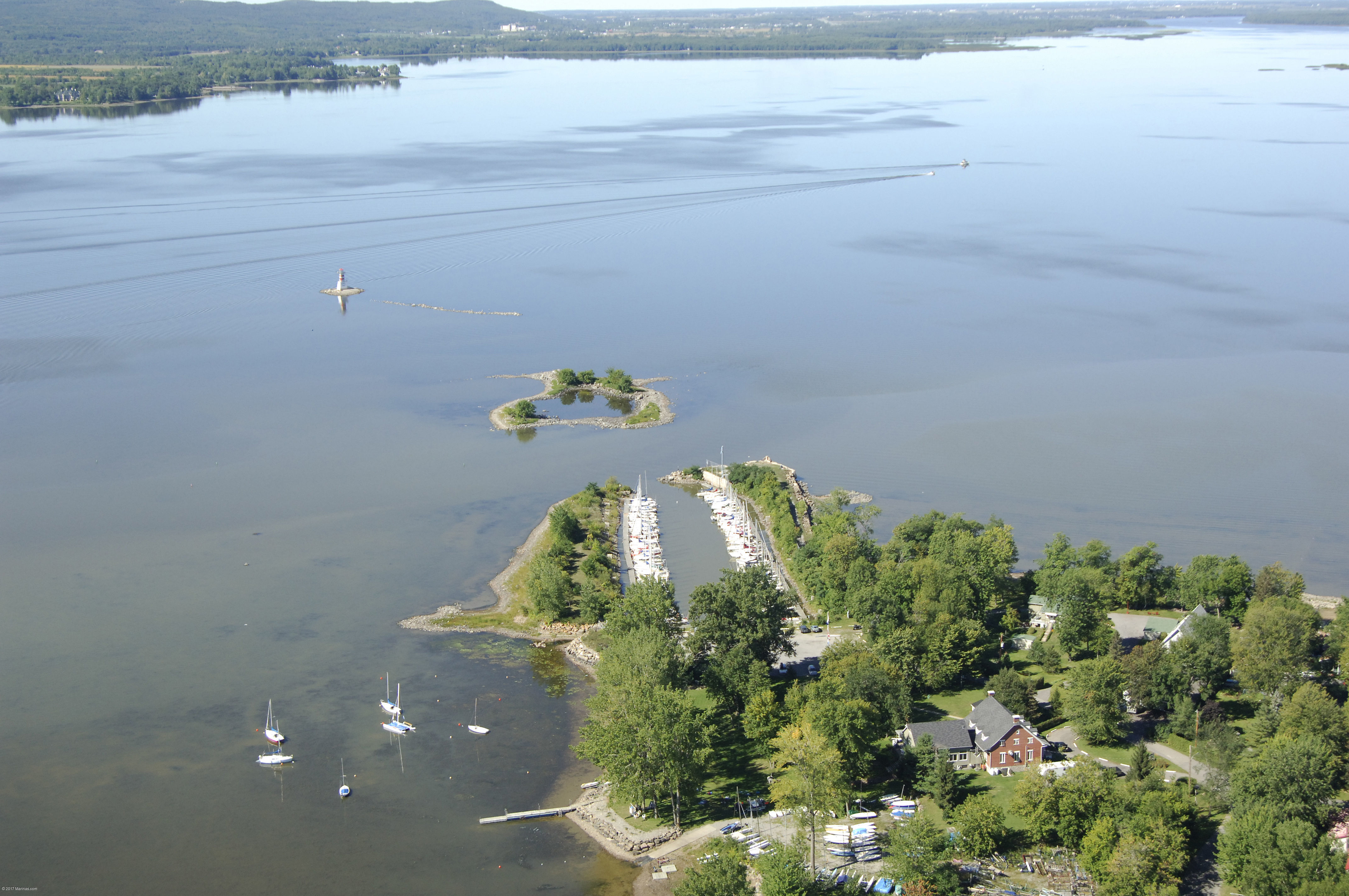Marina on Lac Des DeuxMontagnes in QC, Canada Marina Reviews Phone