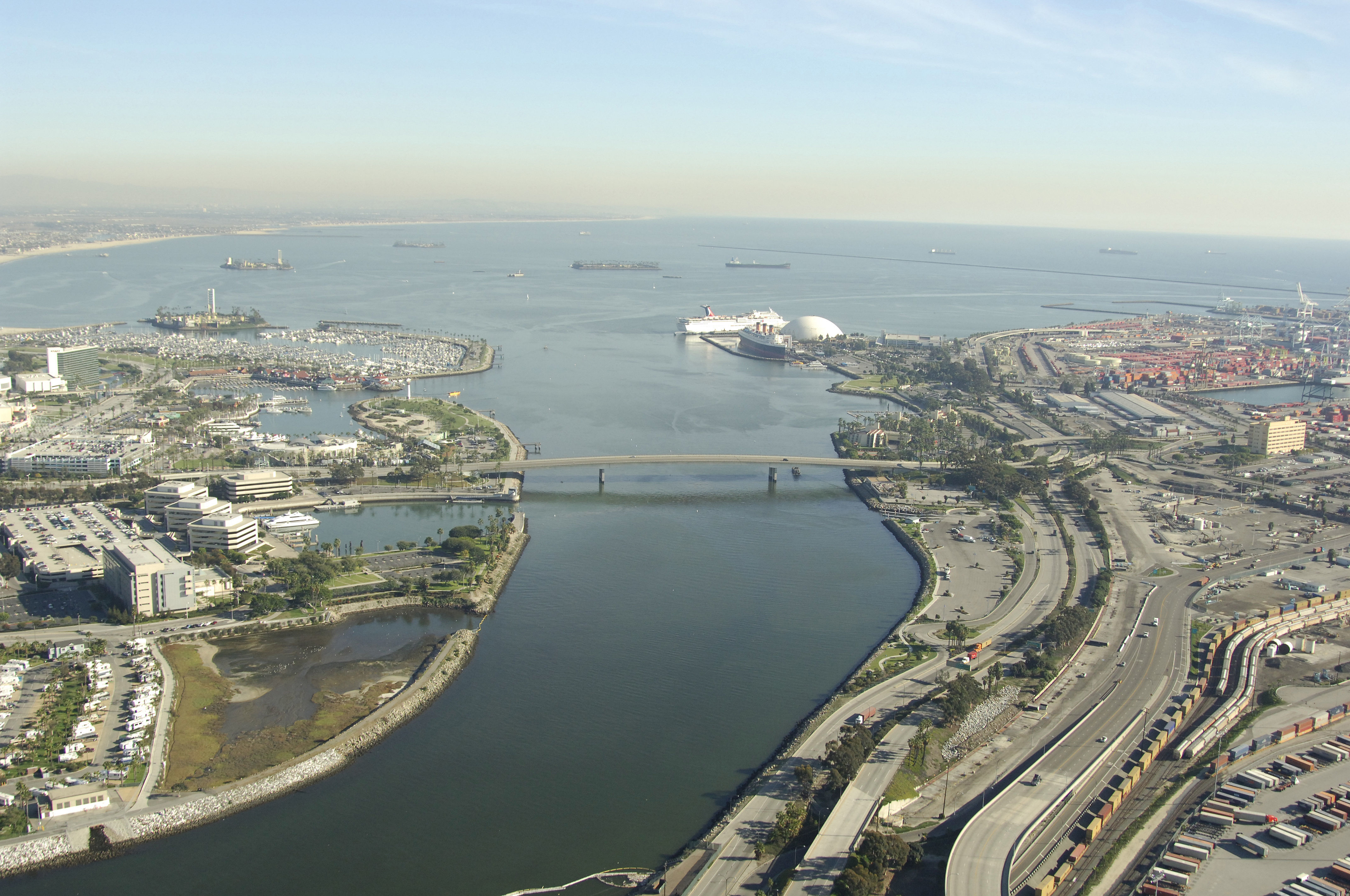 Port of Los Angeles Harbor in CA, United States harbor Reviews