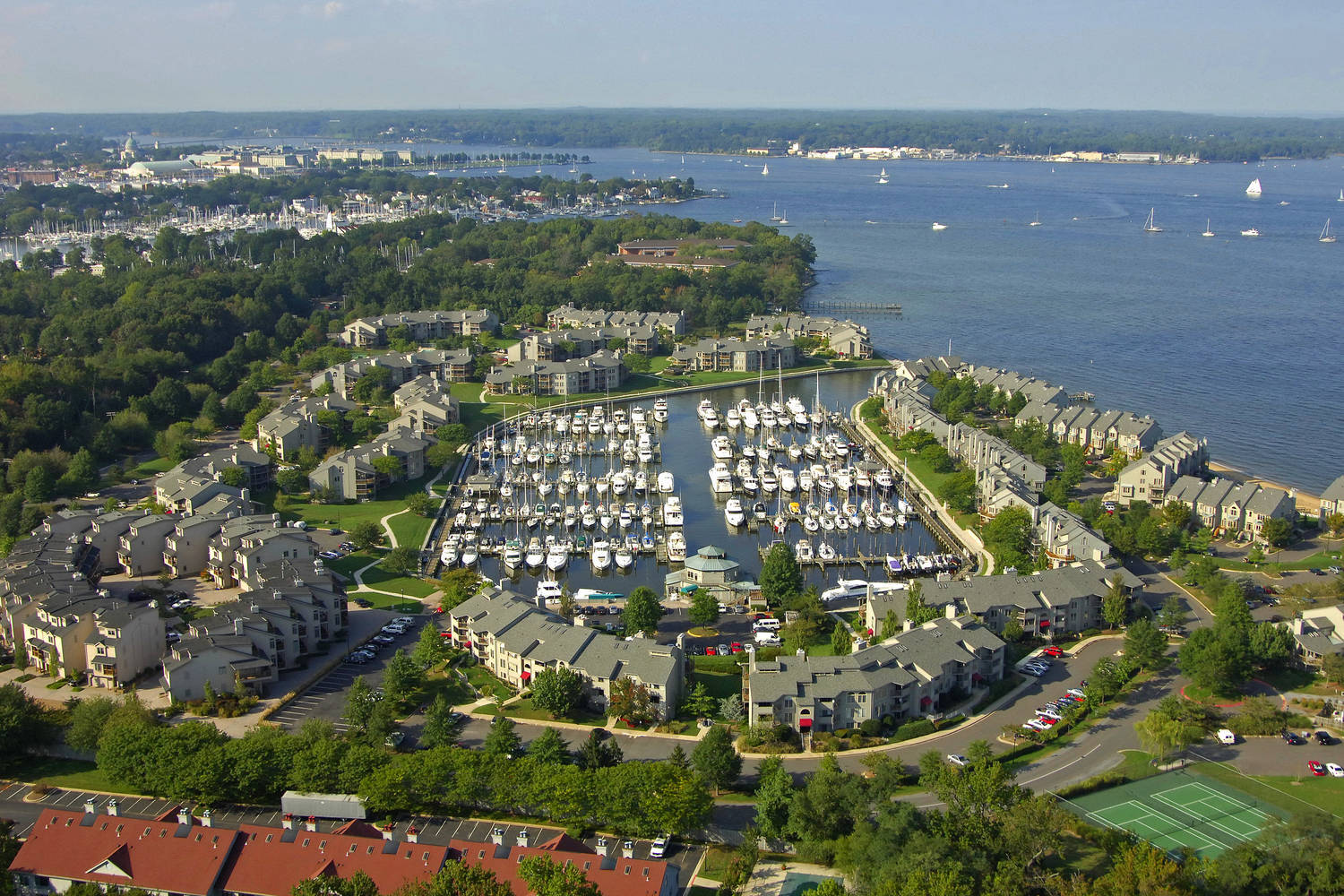 Chesapeake Harbour Marina slip, dock, mooring reservations Dockwa