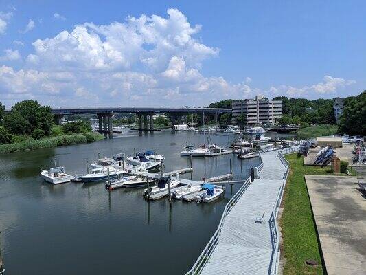 Oyster Bend Yacht Club & Marina