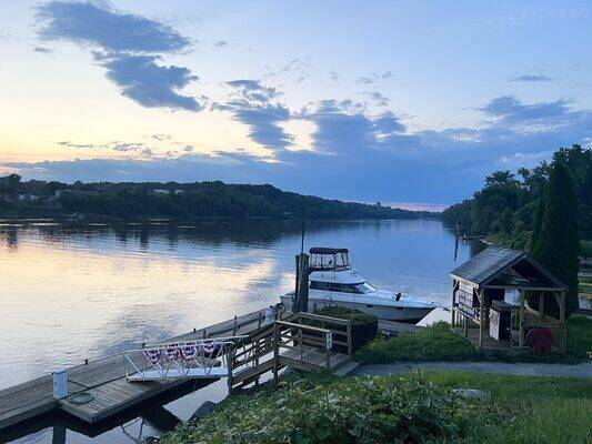 Glastonbury Marina