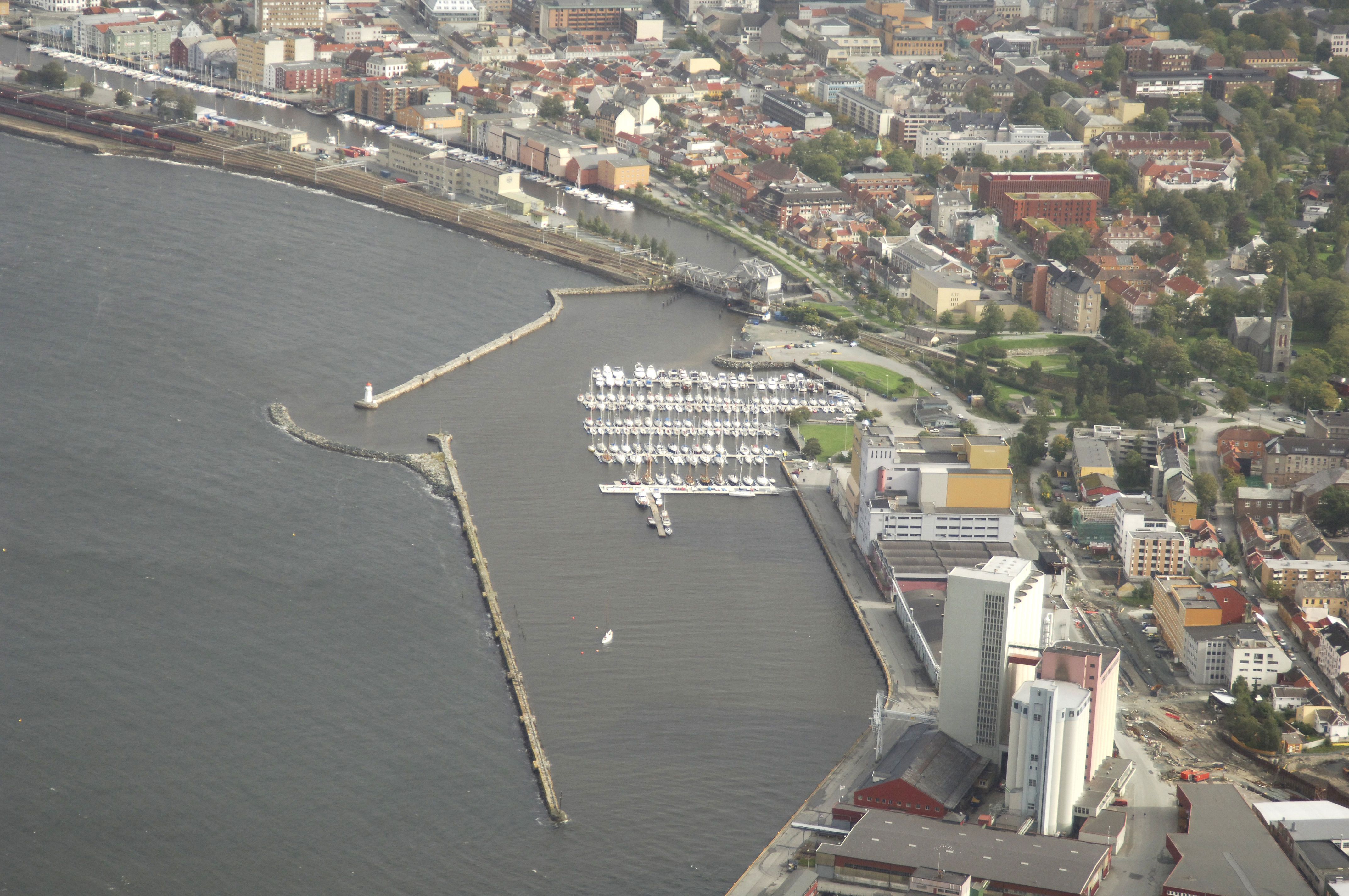 Skansen Gjestehavn In Trondheim Norway Marina Reviews Phone Number Skansen Gjestehavn In Trondheim Norway Marina Reviews Phone Number