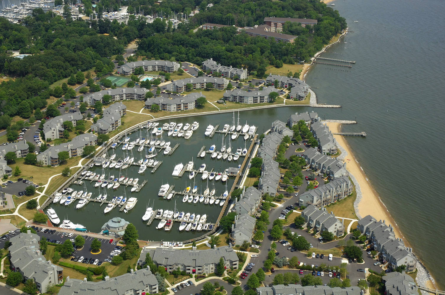 Chesapeake Harbour Marina slip, dock, mooring reservations Dockwa