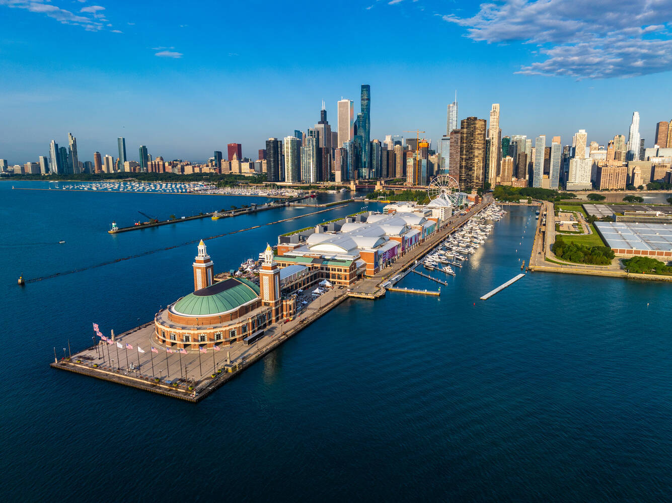 Marinas in Chicago. Great destination for Loopers.