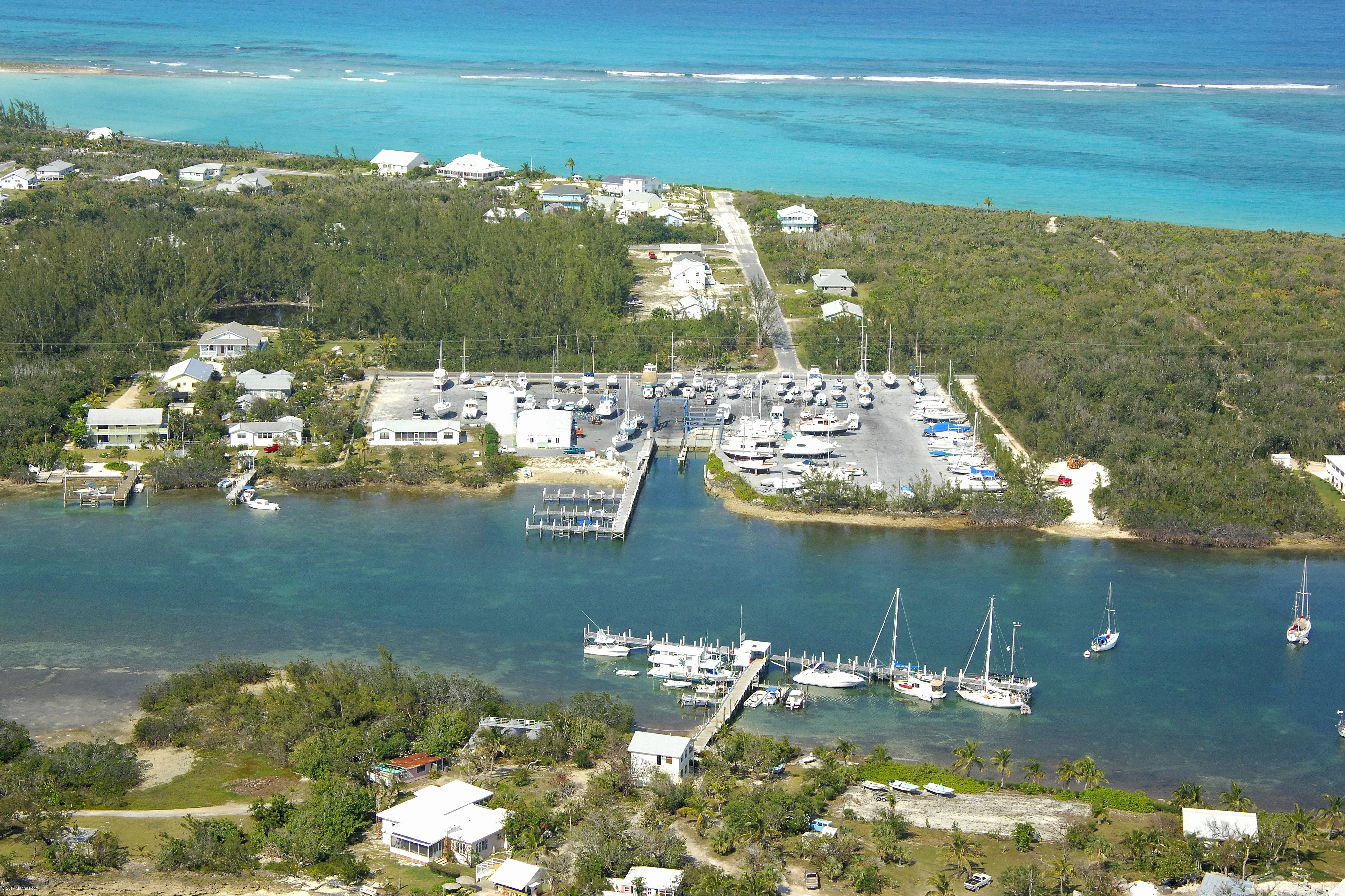 Abaco Yacht Services in Green Turtle Cay, AB, Bahamas Marina Reviews