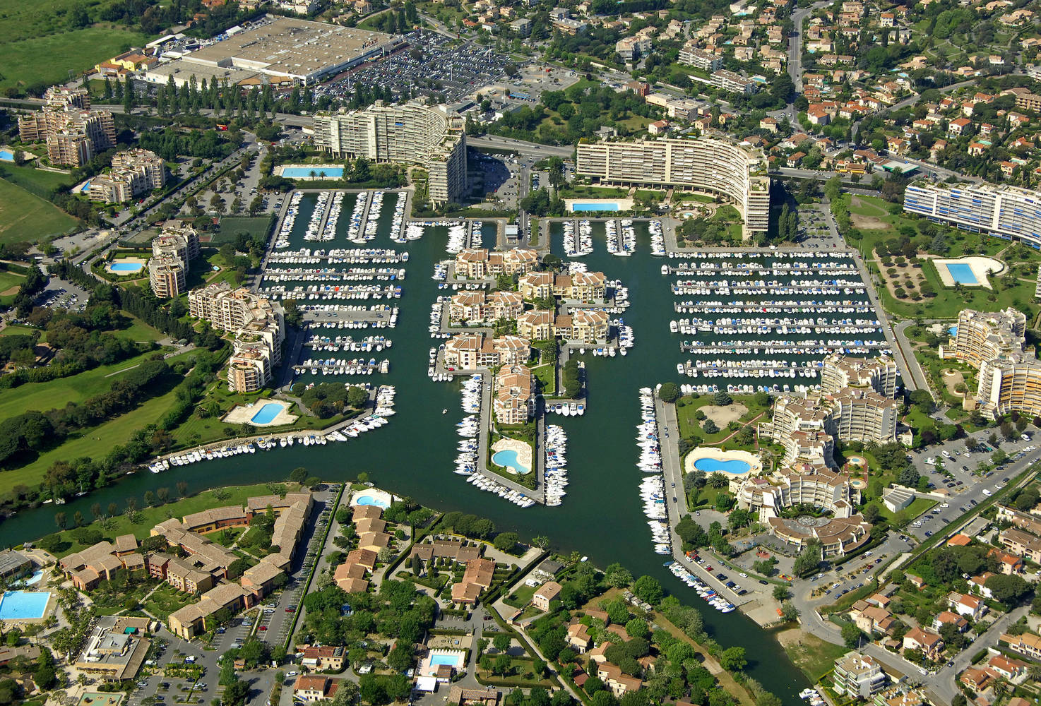 カンヌマリーナ Cannes Marina in La Napoule, Provence-Alpes-Cote D'Azur