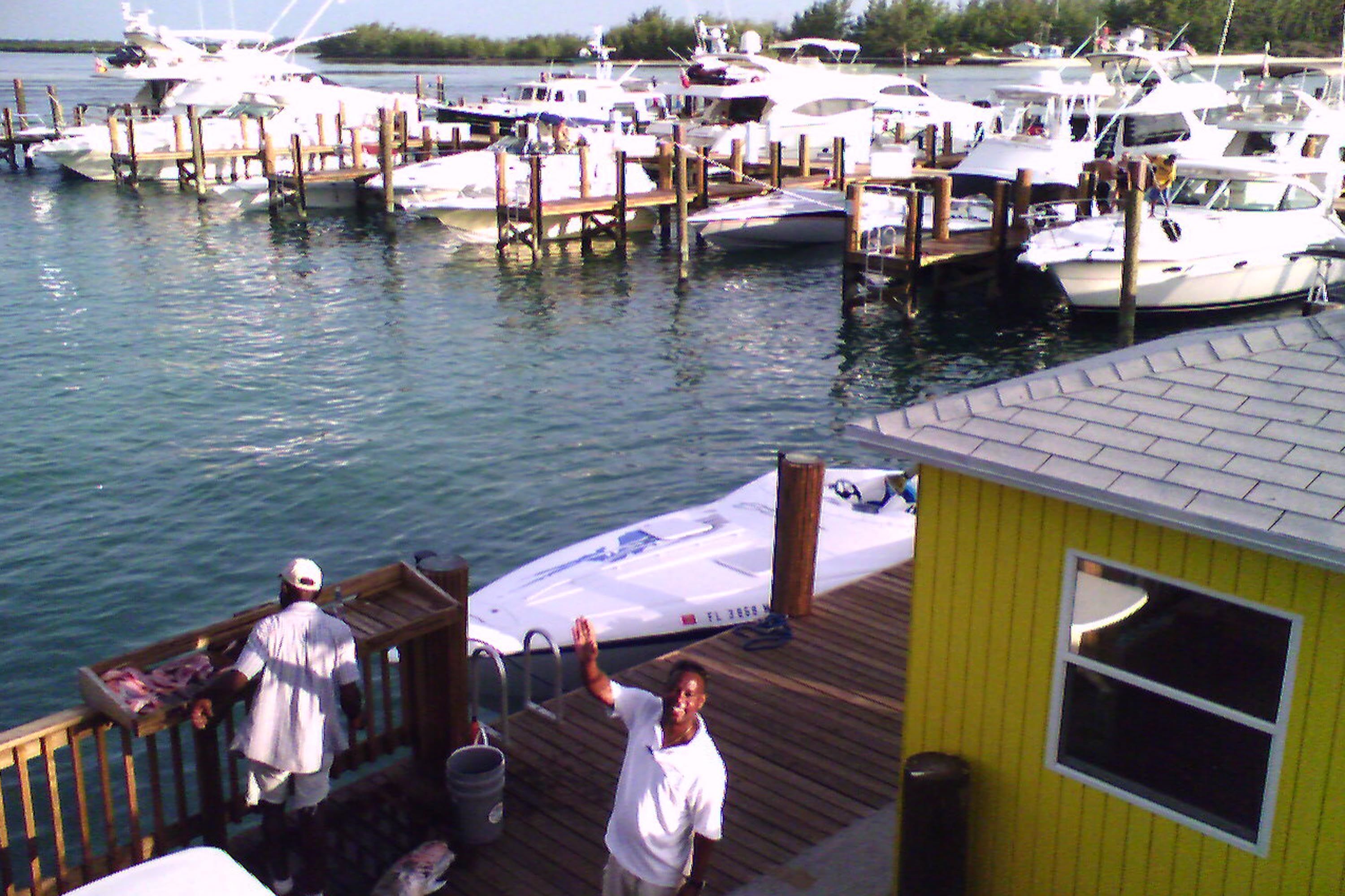 Browns Marina & BIG JOHN'S Hotel & Conch Shell Bar in Alice Town, BI