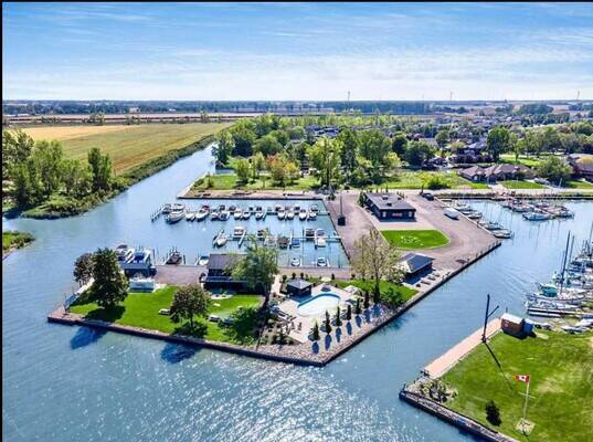 Lighthouse Marina