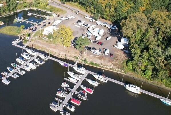 Glastonbury Marina