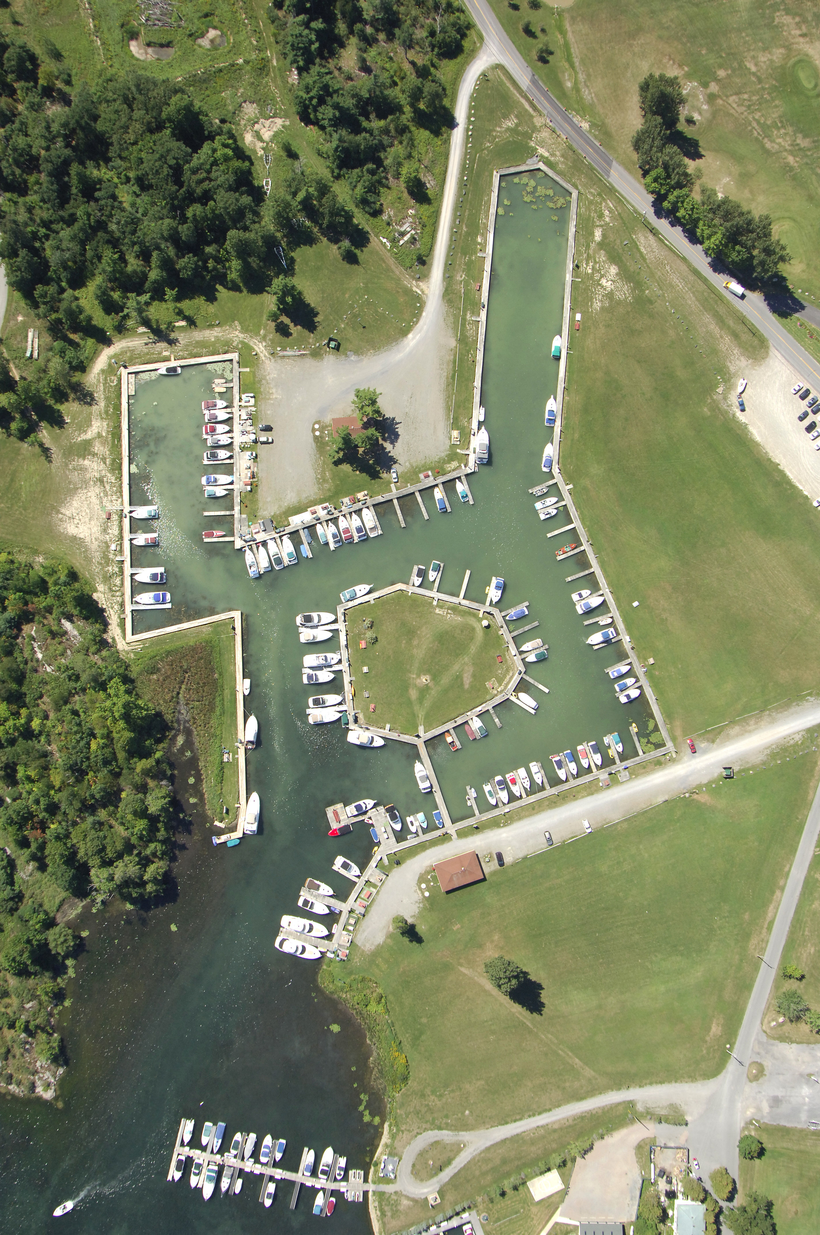 Wellesley Island Yacht Club in Alexandria Bay, NY, United States