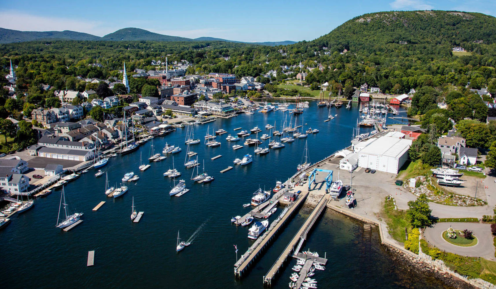 Hiking Mt Battie in Camden