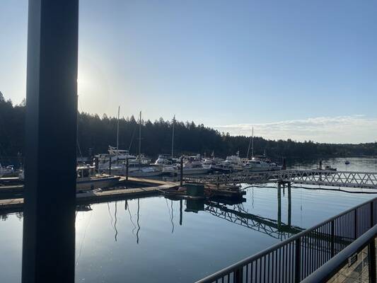 Thetis Island Marina & Pub