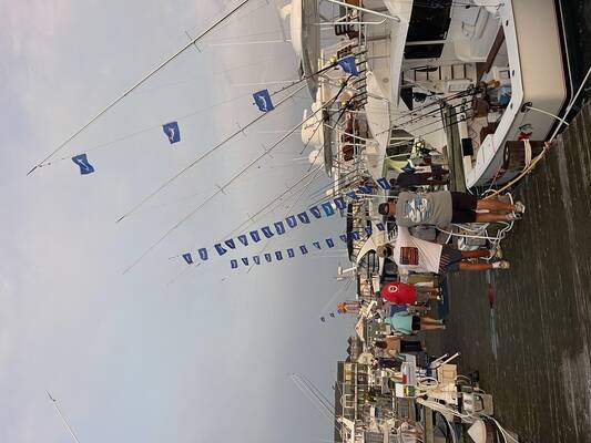 Beach Haven Yacht Club Marina