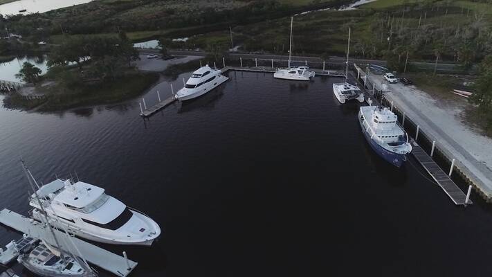 Windward at Beach Marine