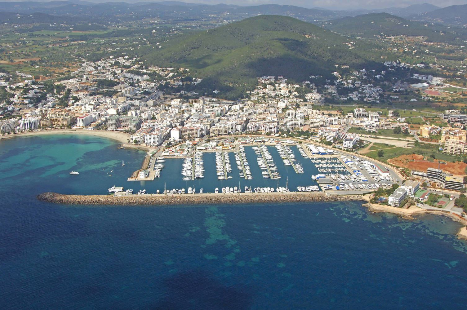 Puerto Deportivo ZC5 in Sta. Eulalia, Spain - Marina Reviews
