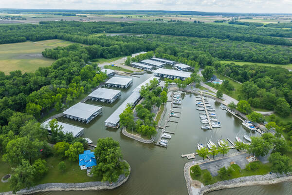 Harbor Point Yacht Club