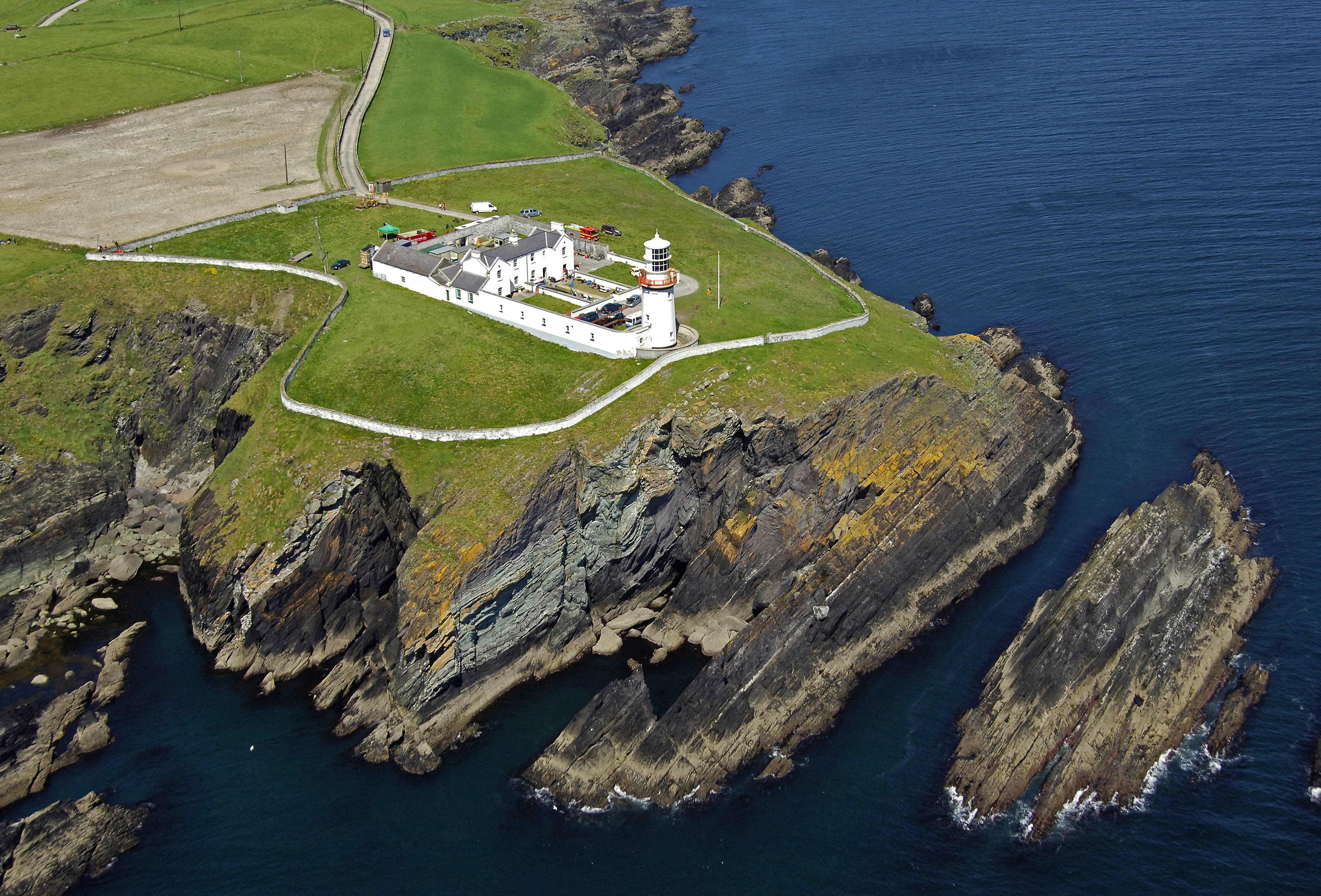 Galley Head Lighthouse In 40 Miles West Of Cork Dun Deide Headland 