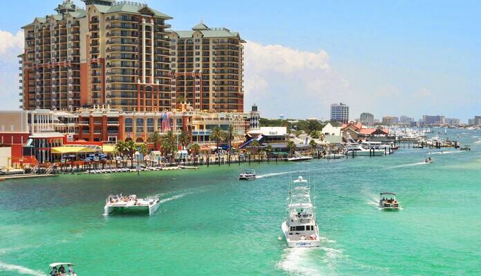 HarborWalk Marina