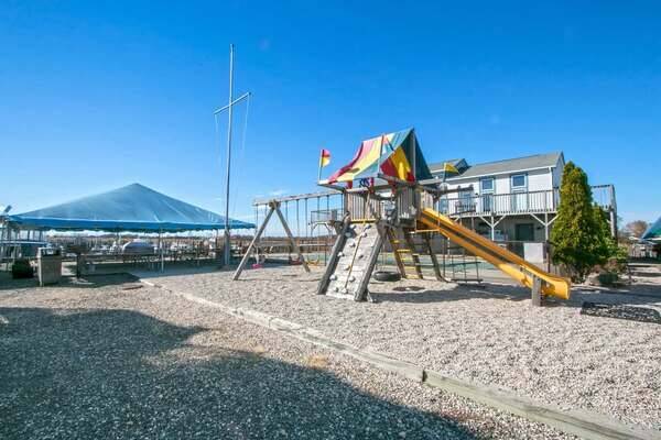 Hammonasset Yacht Club