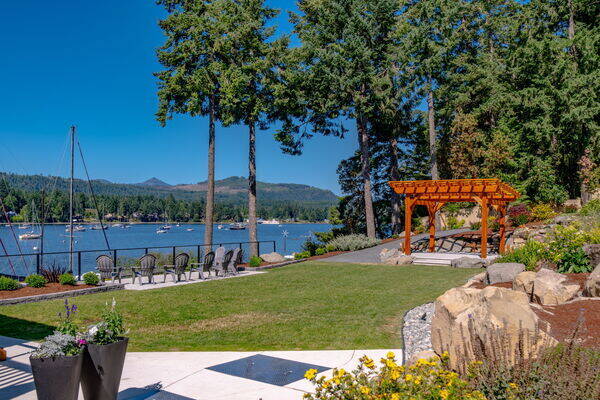 Manana Resort & Marina