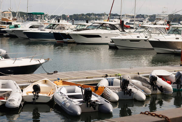 Safe Harbor Hawthorne Cove