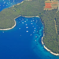 Uvala Kriz Marina