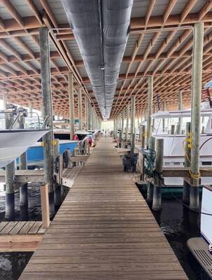 Lamb's Yacht Center Inc