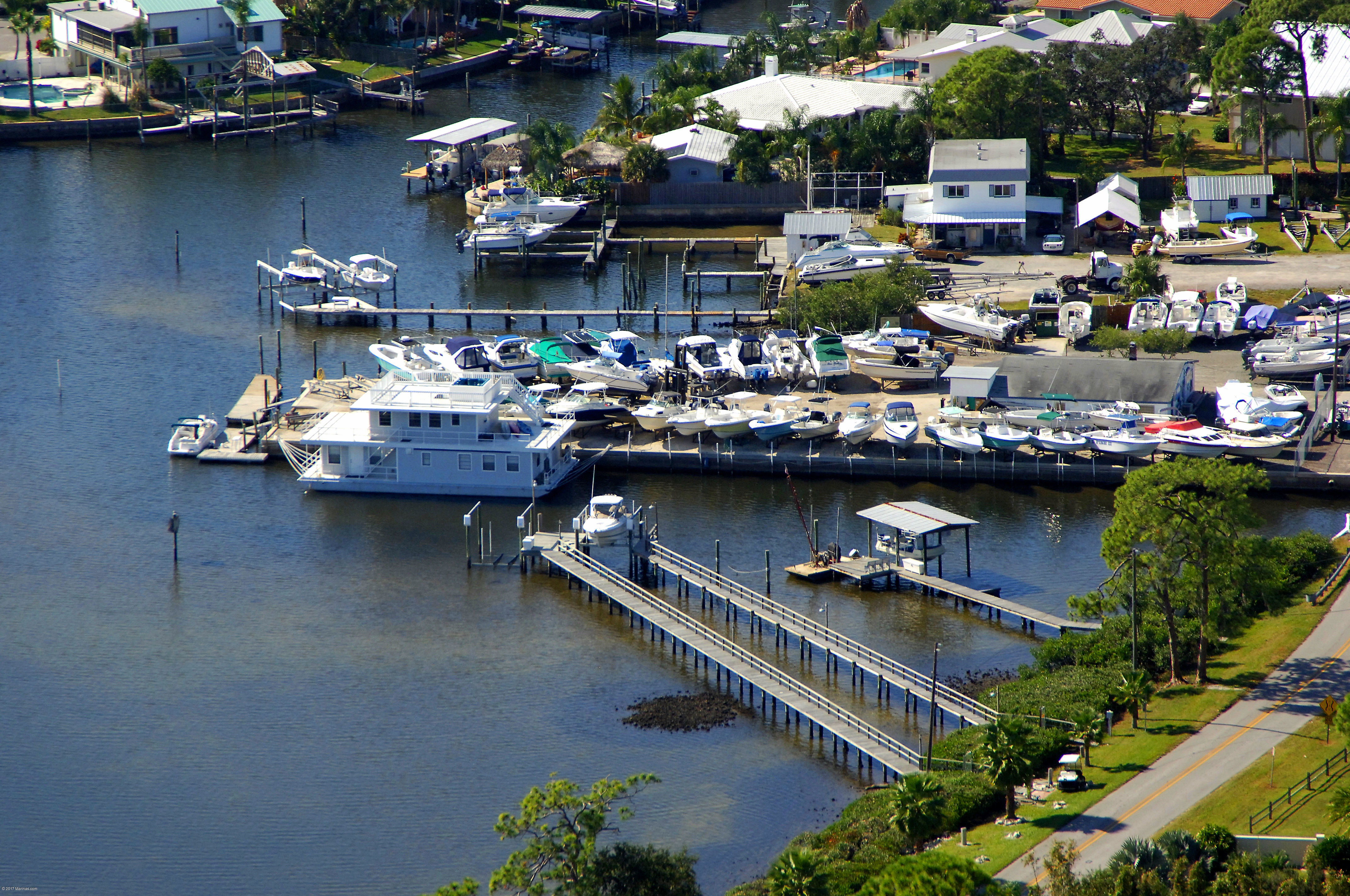 Ozona Shores Marina in Ozona, FL, United States Marina Reviews