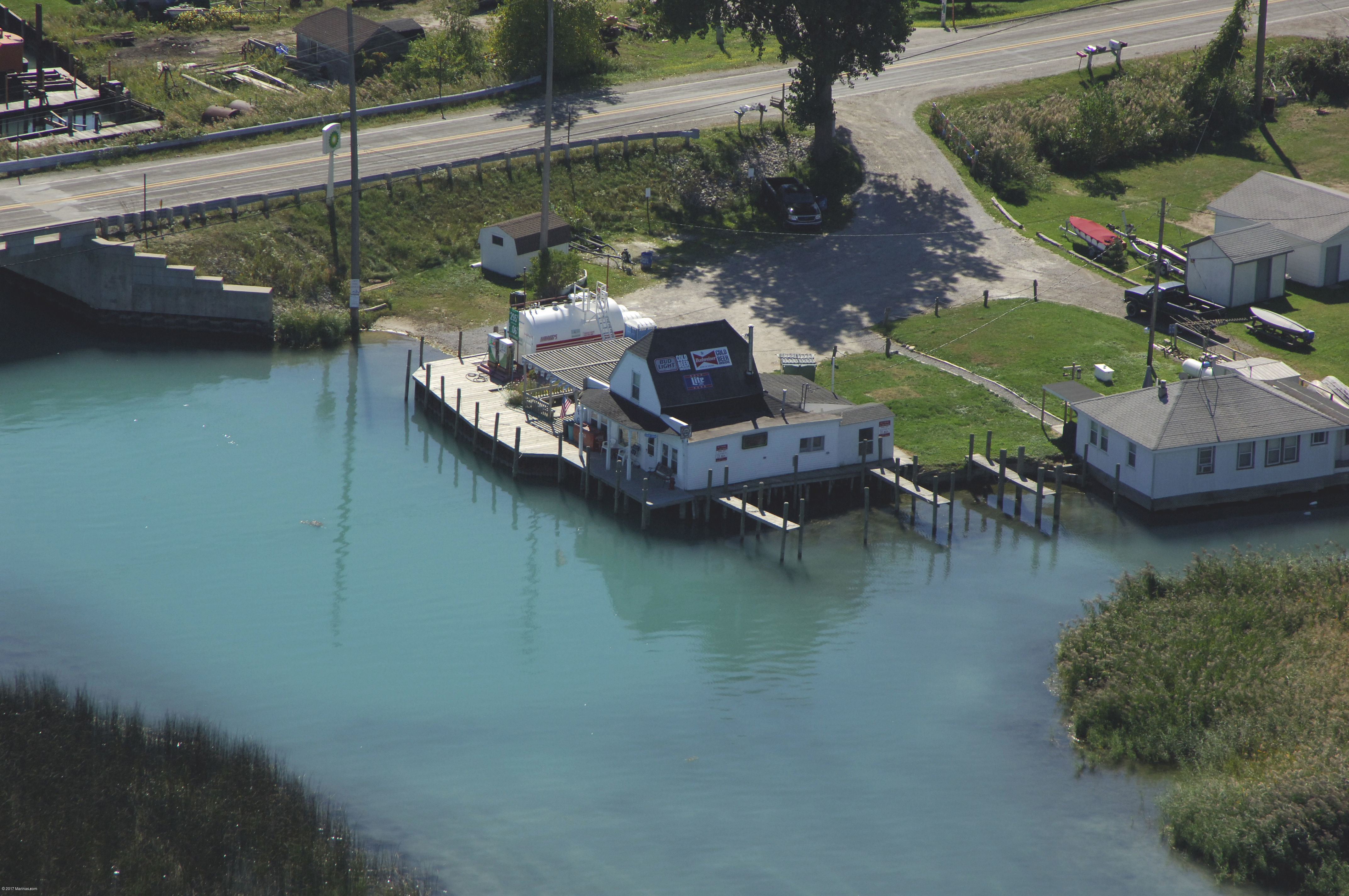Walkers Landing in Harsens Island, MI, United States Marina Reviews