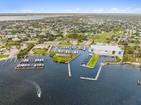 Four Fish Marina