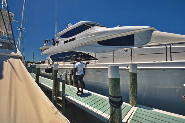 Hope Town Inn & Marina
