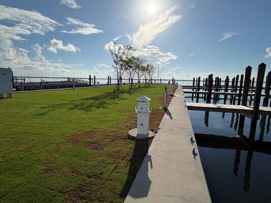Four Fish Marina