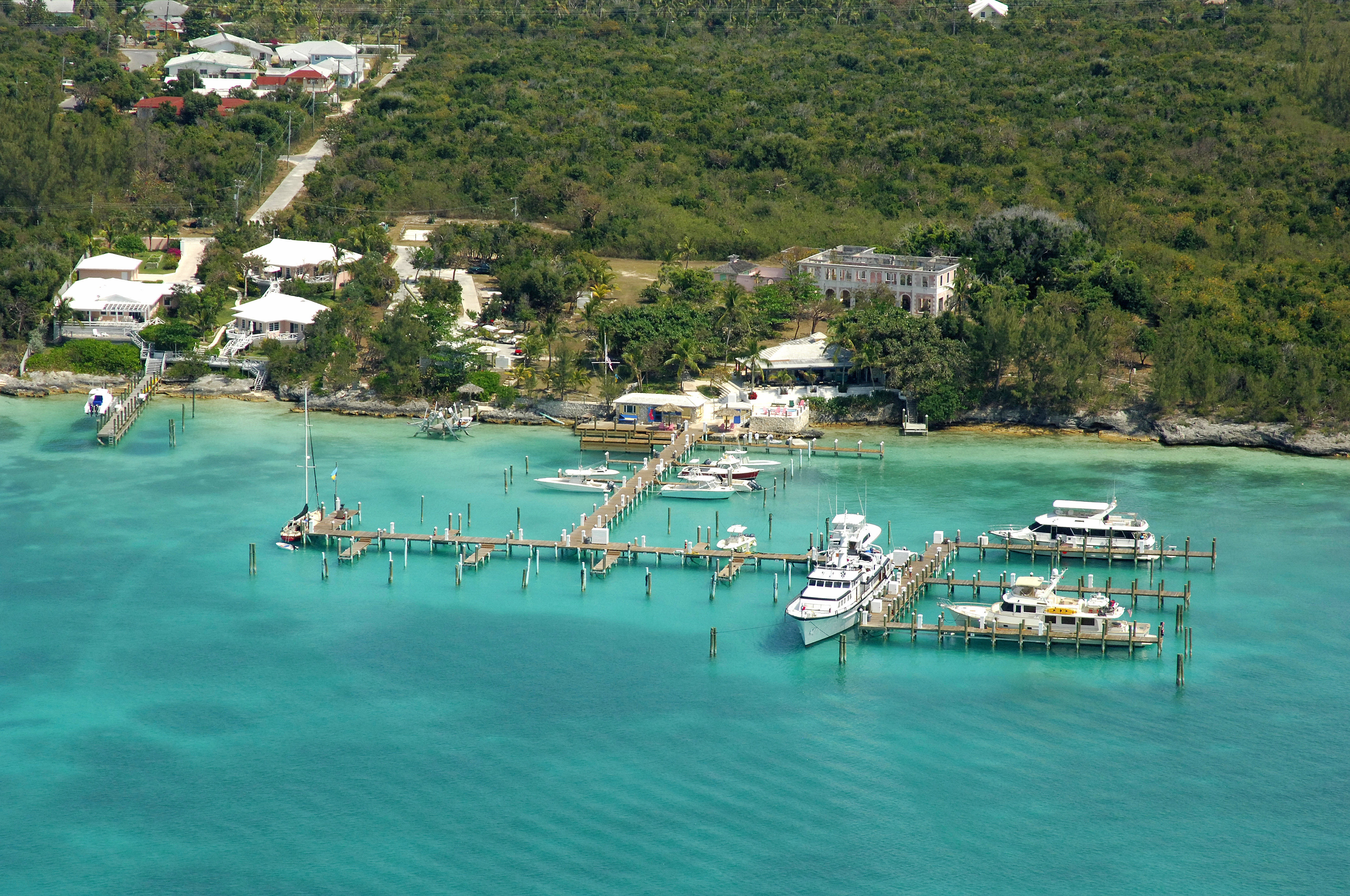 Harbour Island Club & Marina in Harbour Island, EL, Bahamas Marina