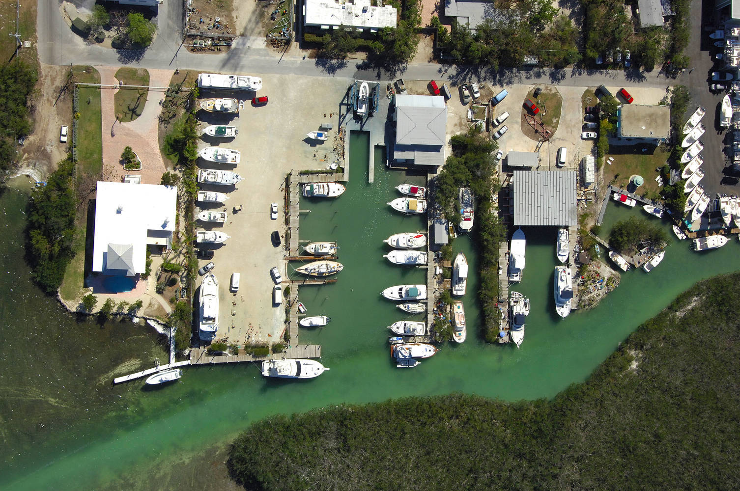 Coral Bay Marina slip, dock, mooring reservations Dockwa