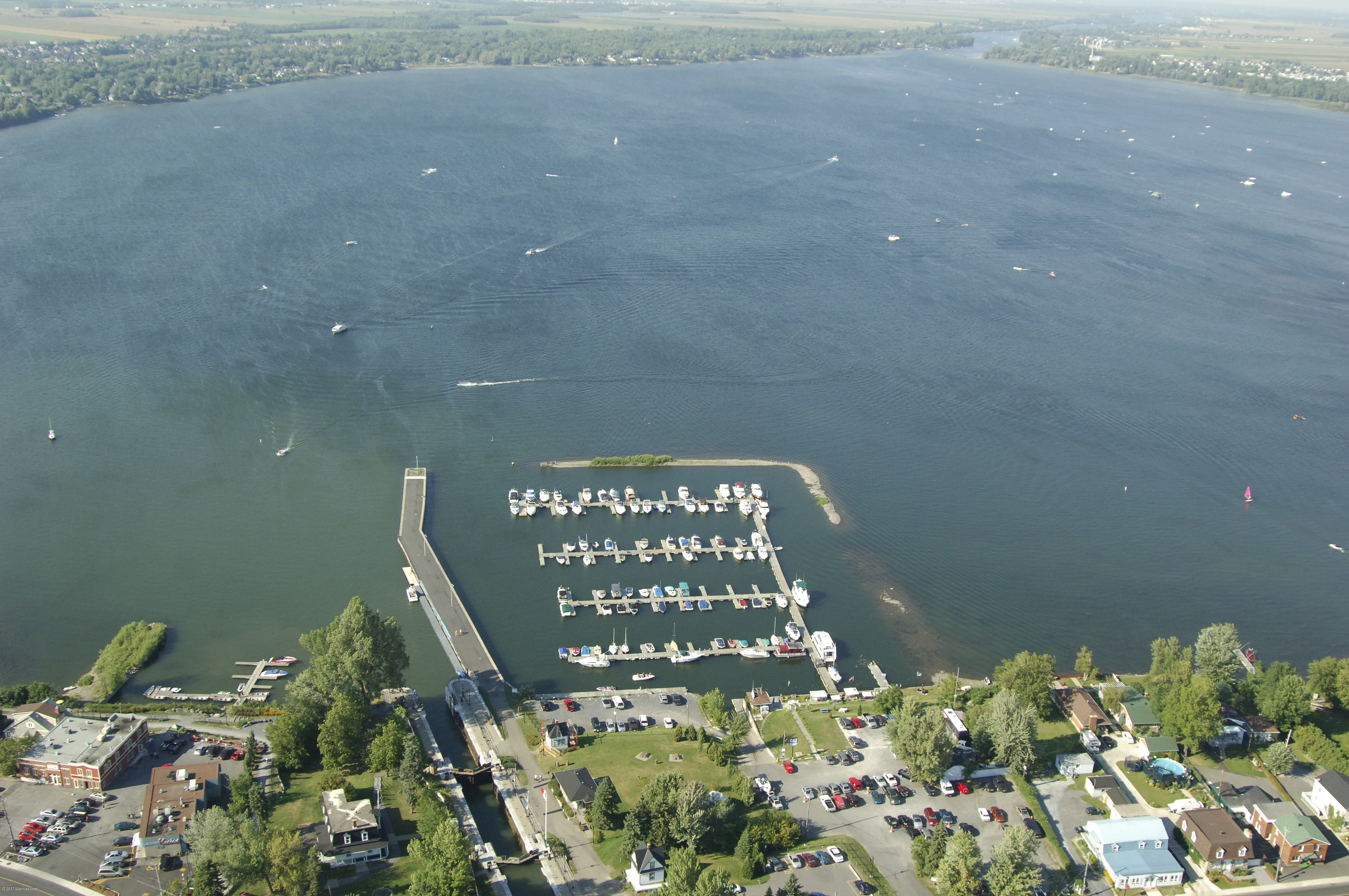 Marina Le Nautique De Chambly in Chambly, QC, Canada Marina Reviews