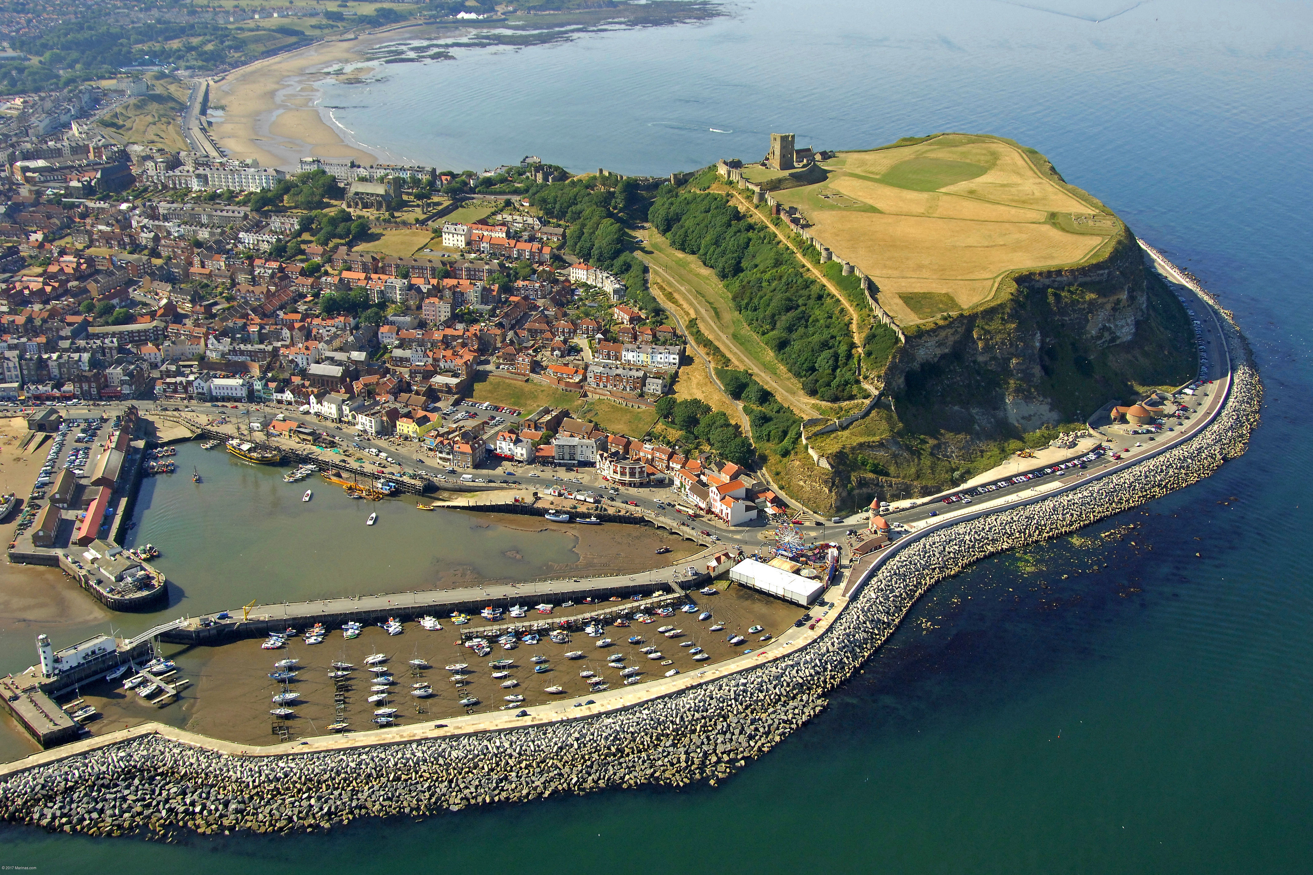 Scarborough Harbor in Scarborough, GB, United Kingdom harbor Reviews