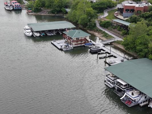 Volunteer Landing Marina