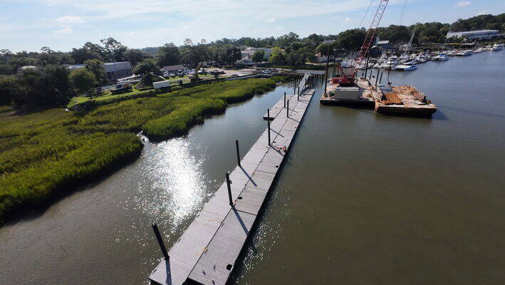 Donnelly Yacht Center & Marina
