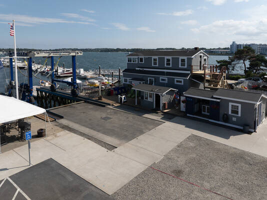 Safe Harbor Hawthorne Cove