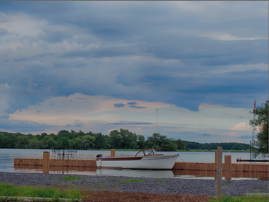 Hotel Wolfe Island